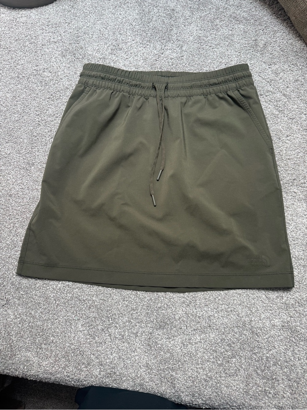 The North Face Women's Olive Elastic‎ Waist Skirt 
Drawstring Pockets Womens S